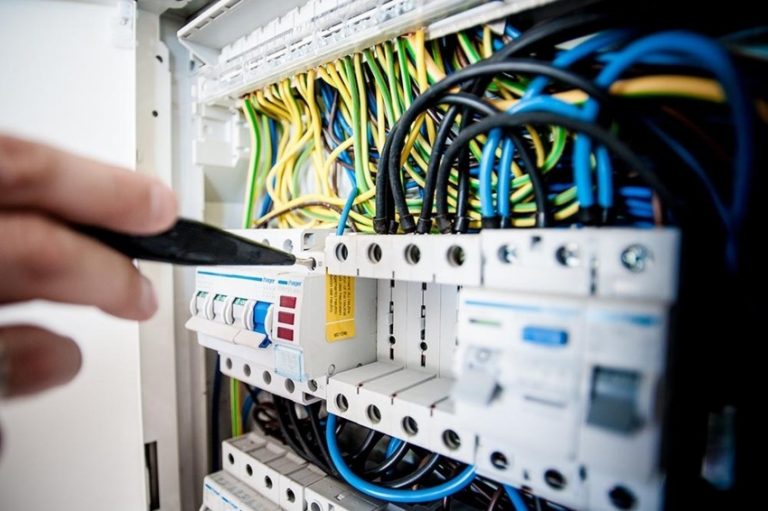 Commercial electrical safety certificate landlord