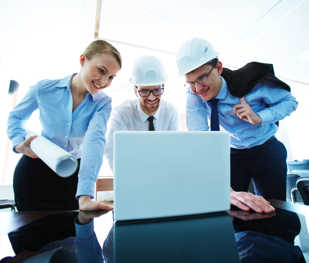 architects-looking-laptop-screen